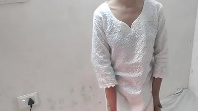 Bhabhi ko paise dekar jabar dasti pel diya