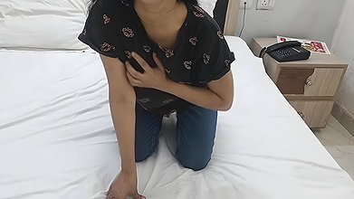 College girl ko paise dekar jabar dasti pela