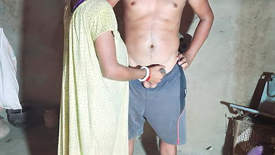 Desi Village Aunty Pusssy Eating With Boy friend