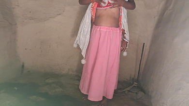 Village Hot Aunty Desi MMS On Camera Release