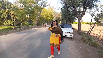 Village Woman treadional Living Style Pakistan Village Life Desi Aunty New Hot Vlog 2025