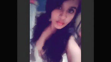 Desi girl making video for lover