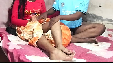 Indian Sex Sonia Khan and her first sex