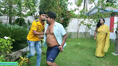 Indian Hot Bhabhi Sex with Unknown Young Boy! Plz Cum Inside