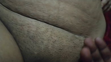 Horny saali ki choot me mota lund chahiye