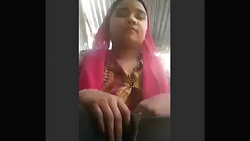 Desi Village Girl Showing And Fingering