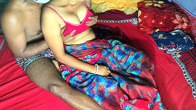 Indian Desi Village hot aunty hard fuck in doggy