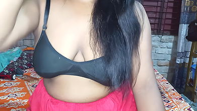 Young girl desi vabi talking