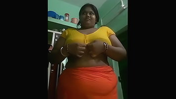 south indian mature bhabhi boobs
