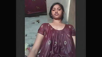 cute Indian Girl Shows Boob