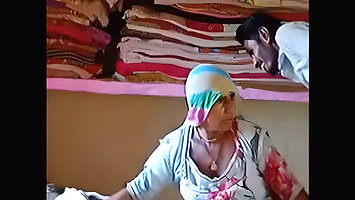 Village boy fucking his mature bhabhi