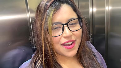 I MEET A FANATIC IN THE ELEVATOR AND HE ENDED UP CUM ON MY FACE!