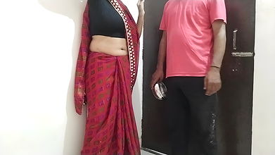 Bhabhi ne Apna Dudh Pilaya then fucked her like bitch Hot Indian Saree Sex in Hindi Audio