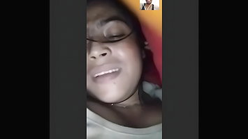 Sexy Bd Girl Showing Pussy