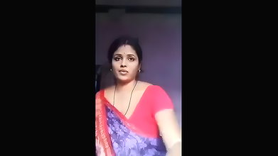 Hot Bhabi Paid Pvt Cam show nude