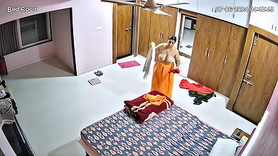 Mature chubby bhabhi cctv dress change