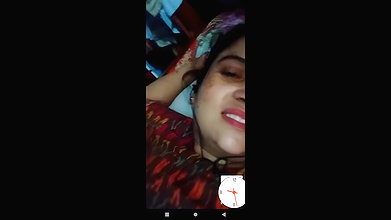 Horny Bhabi Showing Pussy on Video Call & Masturbating with Cucumber