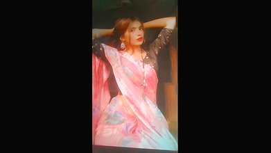 Horny Babe Threesome With Friends One More Clip