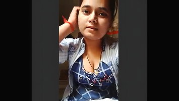 Desi Horny Girl Showing And Milking boobs