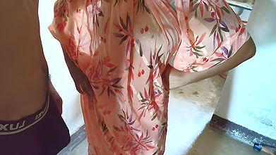 Seeing the Big Dick, Bhabhi Started Learning to Fuck Me