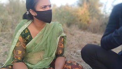 Sex on the Farm by Listening to Notty Joke, Fucked Her Outdoor Jungal Sex with Full Hindi Audio