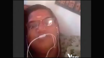Mature bhabhi showing with clear audio