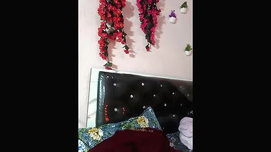 Stripchat-Public.Show-c-kusum_girl-2025.06.17.162242