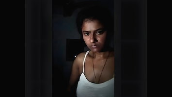 Cute Girl Shows Her Nude Body and masturbating