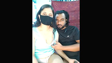 Stripchat-Public.Show-c-Younger_Couples-2025.05.17.025701