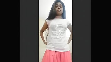 Bangladeshi Girl Shows her Boobs and Pussy