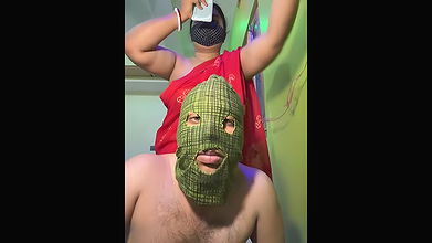 Stripchat-Public.Show-c-Hotty_Mona-2025.04.26.174725