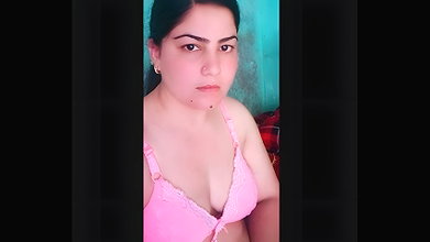 Beautiful Bhabi Blowjob Till Cum