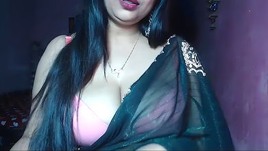 Stripchat-Public.Show-f-_Kamakshi-2024.12.30.191751