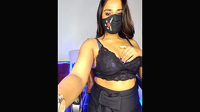 Stripchat-Public.Show-f-Black-Pearll-2025.01.19.180547
