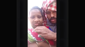 Desi Village Cpl Out Romance
