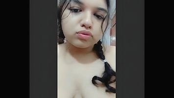 Super Horny Indian girl Shows her Boobs and Pussy