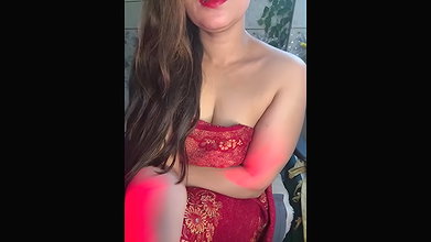 Stripchat-Public.Show-f-Mahimagic_doll-2024.12.20.012332