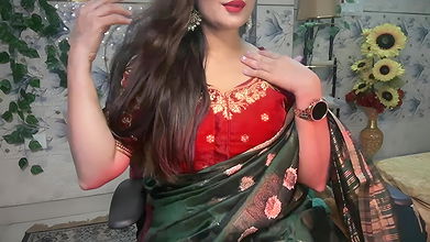 Stripchat-Public.Show-f-Mahimagic_doll-2024.12.22.084531