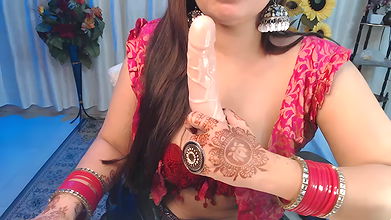 Stripchat-Public.Show-f-Mahimagic_doll-2025.02.06.171631