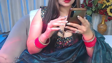 Stripchat-Public.Show-f-Mahimagic_doll-2025.02.26.151329