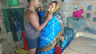 The Son-in-law Stripped and Fucked the Younger Mother-in-law