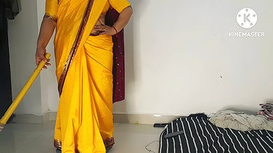 Clever Devar Fuck Hot Bhabhi in Hindi Audio.