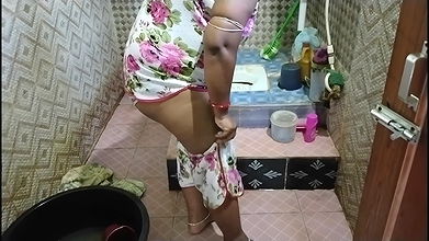 Hot Desi Bhabi Nude Show and Boobs Massage