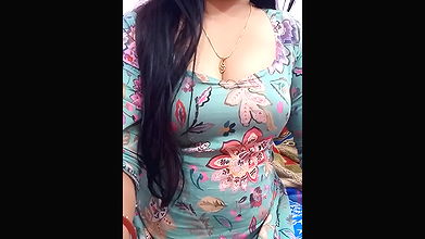 Stripchat-Public.Show-f-Olly-0078-2025.01.27.022409