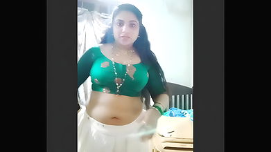 Jipsa Beegam dressing video
