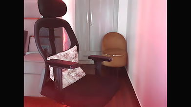 Stripchat-Public.Show-f-SunhariGirl-2025.06.14.020057