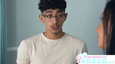 I love the smell of your cum, Stepson! Smells like a MAN! Give it to me! Says Jennifer WhiteS1E6