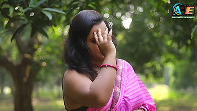 High Fashion Saree Shoot Outdoor Saree Fashion Shoot Bong Beauty Model POULOMI