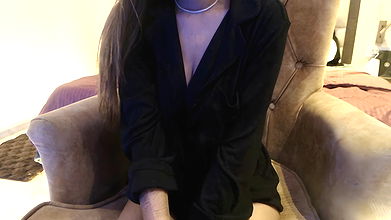 Stripchat-Public.Show-f-chhui_mui-2025.02.12.203142