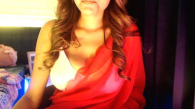 Stripchat-Public.Show-f-chhui_mui-2025.05.13.141228